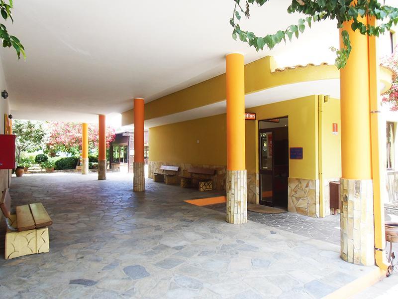 Villaggio Hotel Club Calanovellamare ピラーイノ エクステリア 写真