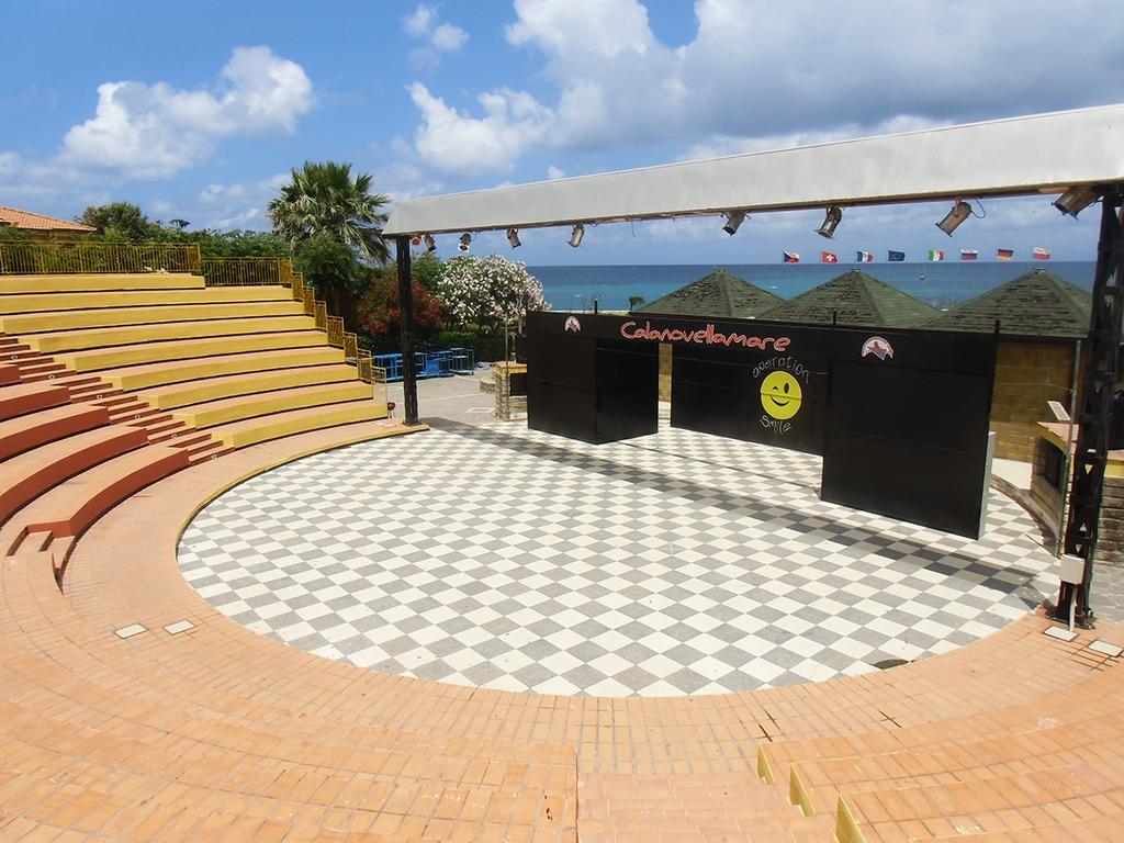 Villaggio Hotel Club Calanovellamare ピラーイノ エクステリア 写真